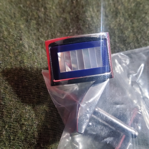 Assorted kohl's brand cufflinks. - Picture 10 of 11